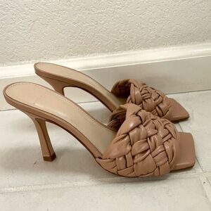 Marc Fisher LTD Draya Braided Sandal Neutral size 5